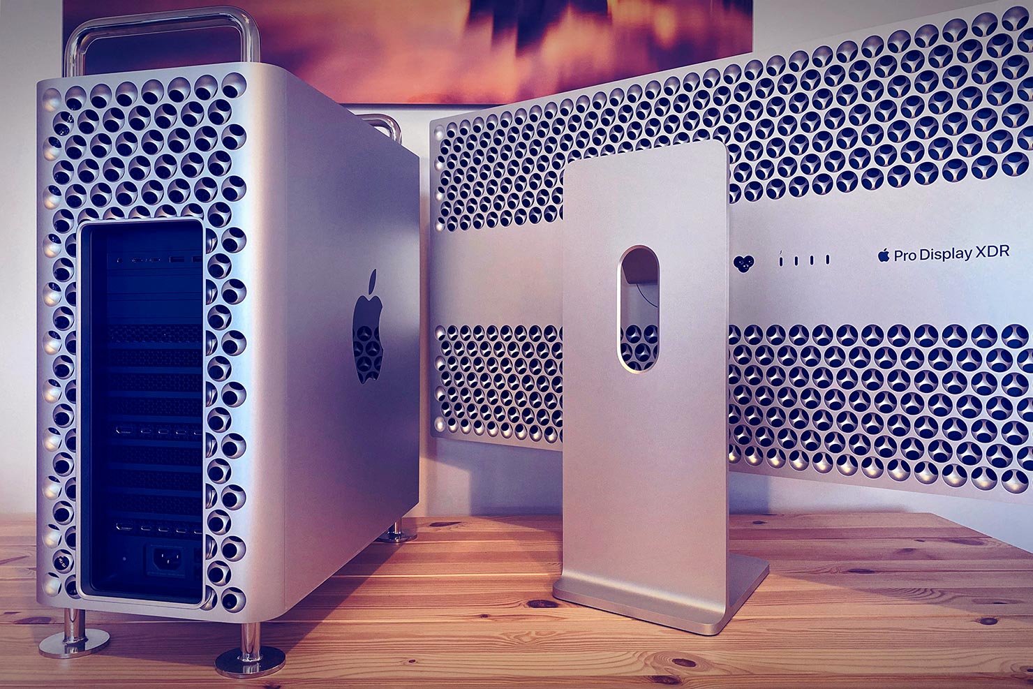 Life In Lockdown With The 16 Core Mac Pro Apple Pro Display XDR